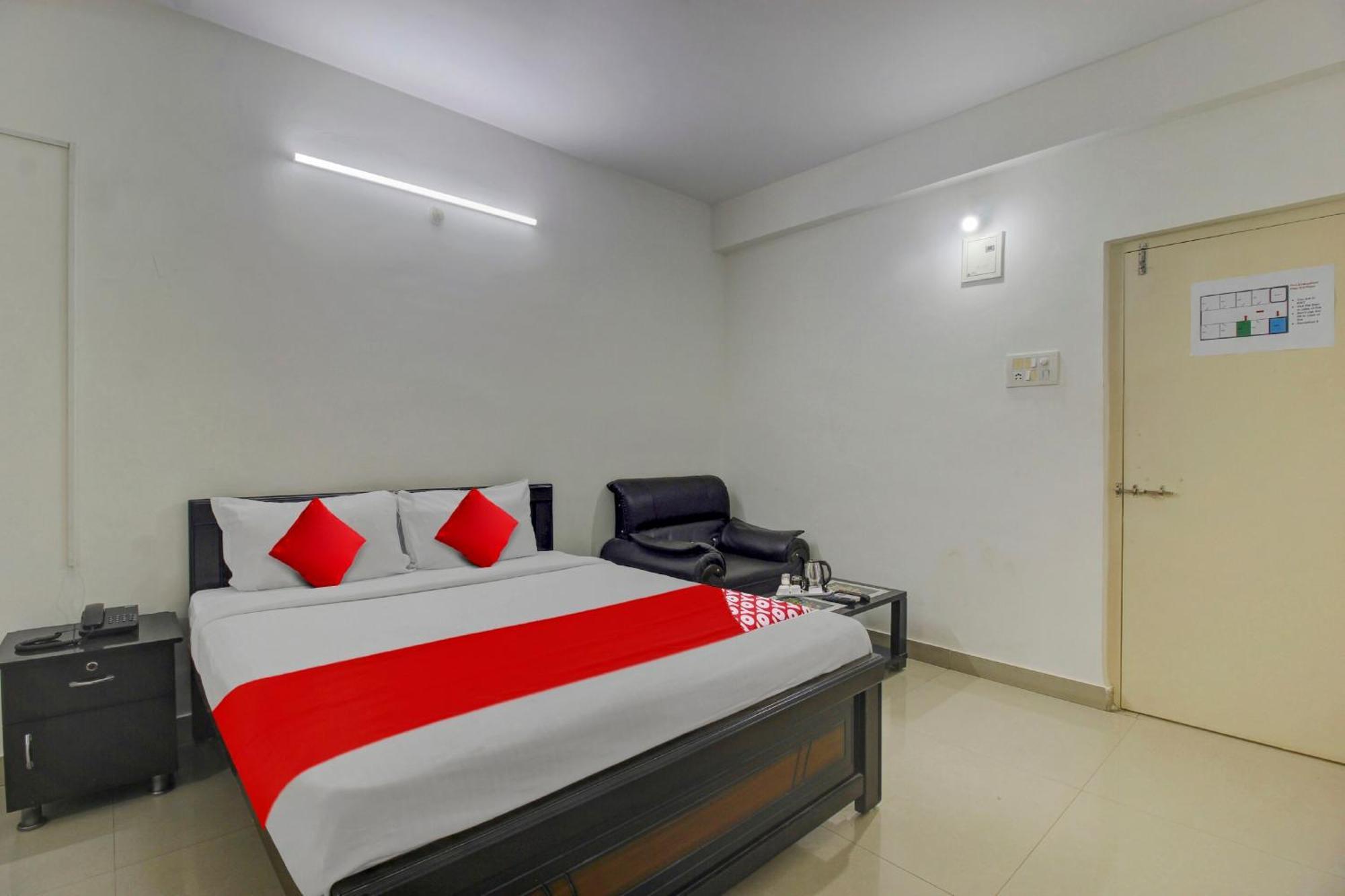 Hotel O Stay U Like Hotel'S Hyderabad Exterior photo