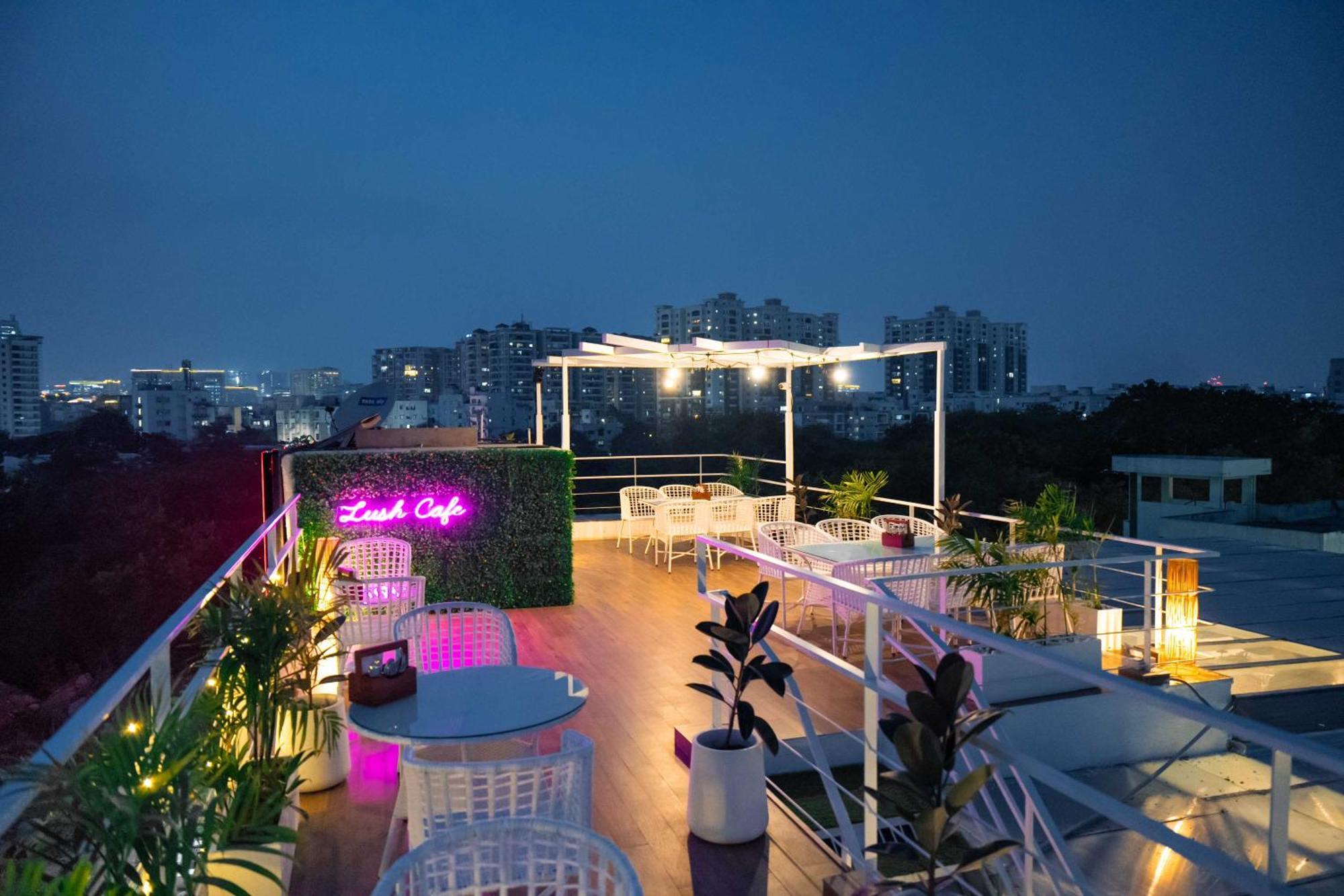 Hotel O Stay U Like Hotel'S Hyderabad Exterior photo